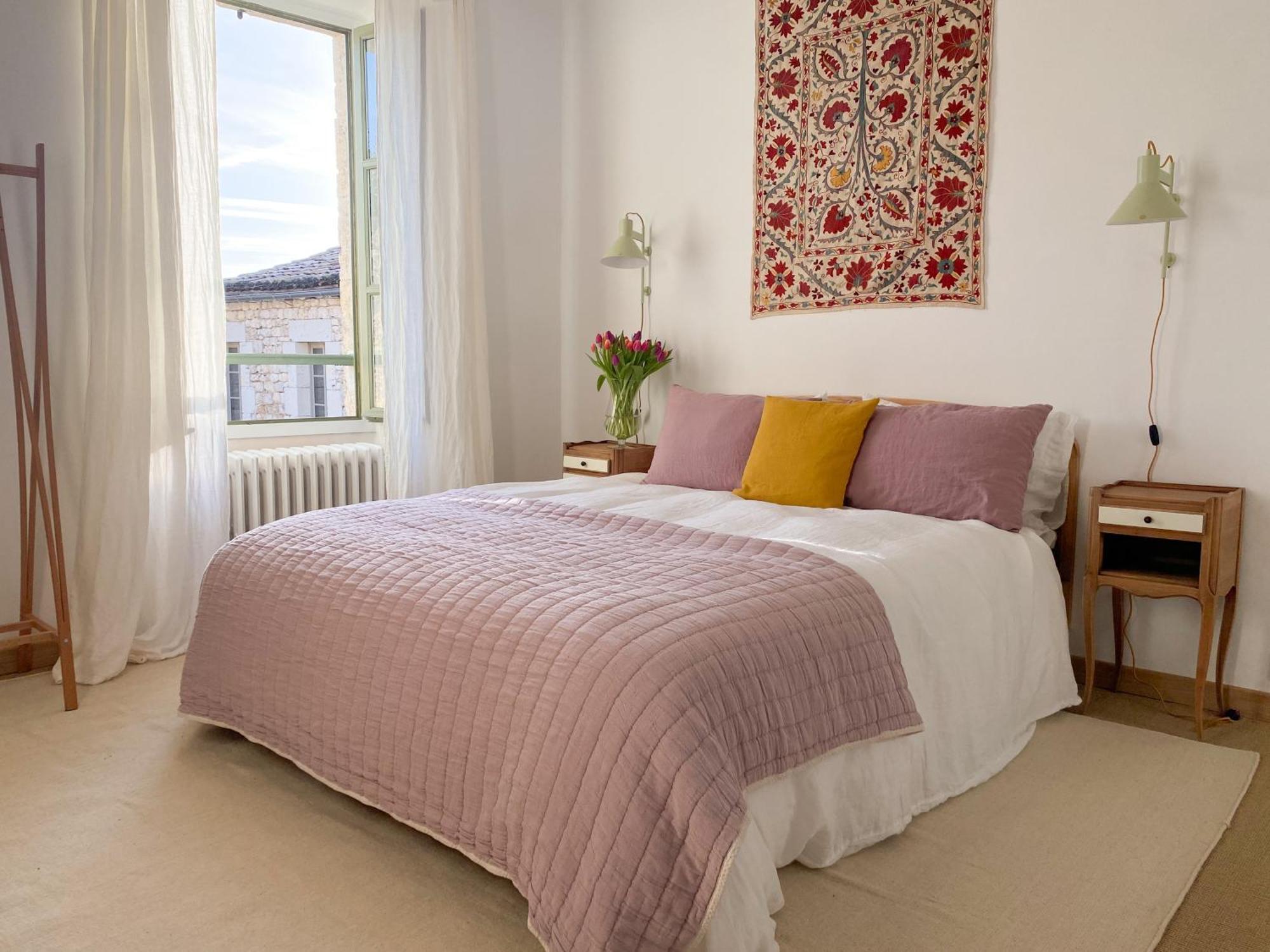Le Coucou Montcuq Bed & Breakfast Dış mekan fotoğraf